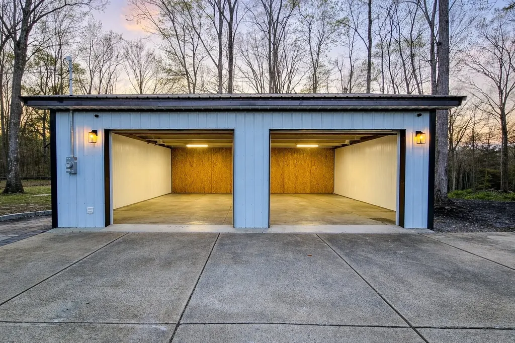 331 Hilltop Drive Shelbyville TN 37160