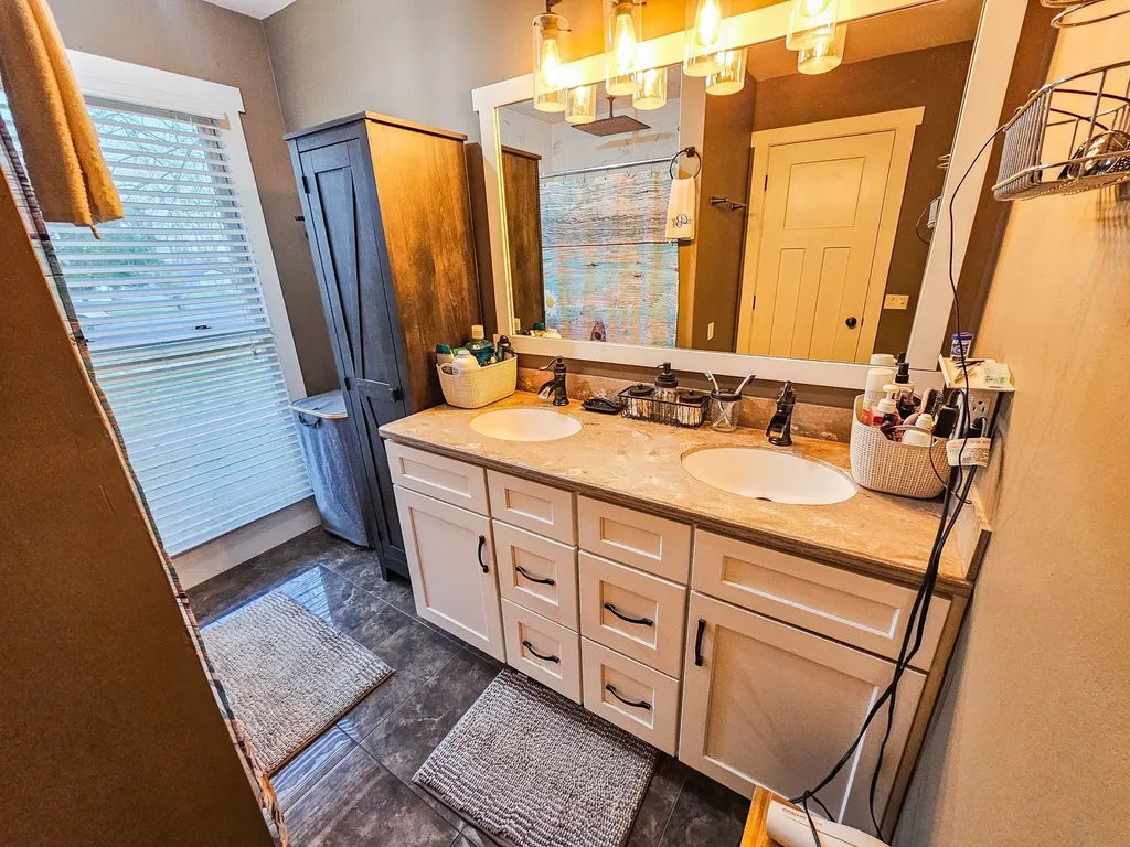331 Hilltop Drive Shelbyville TN 37160