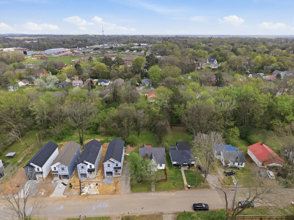 825 Gracey Avenue Clarksville TN 37040