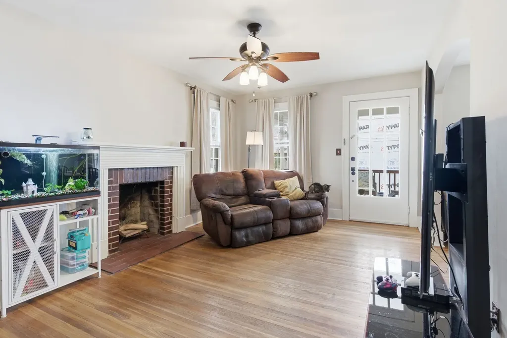 825 Gracey Avenue Clarksville TN 37040