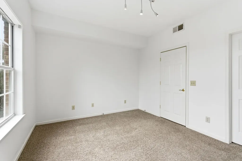 2025 Woodmont Boulevard Nashville TN 37215