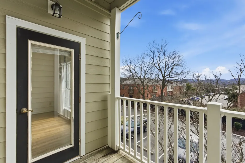 2025 Woodmont Boulevard Nashville TN 37215
