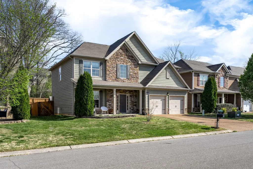 2034 Austin Drive Spring Hill TN 37174