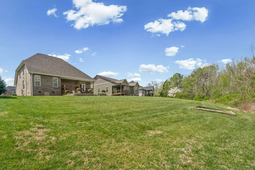 125 Cottage Lane Clarksville TN 37043