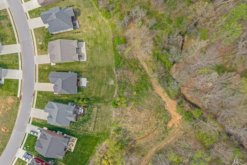 125 Cottage Lane Clarksville TN 37043