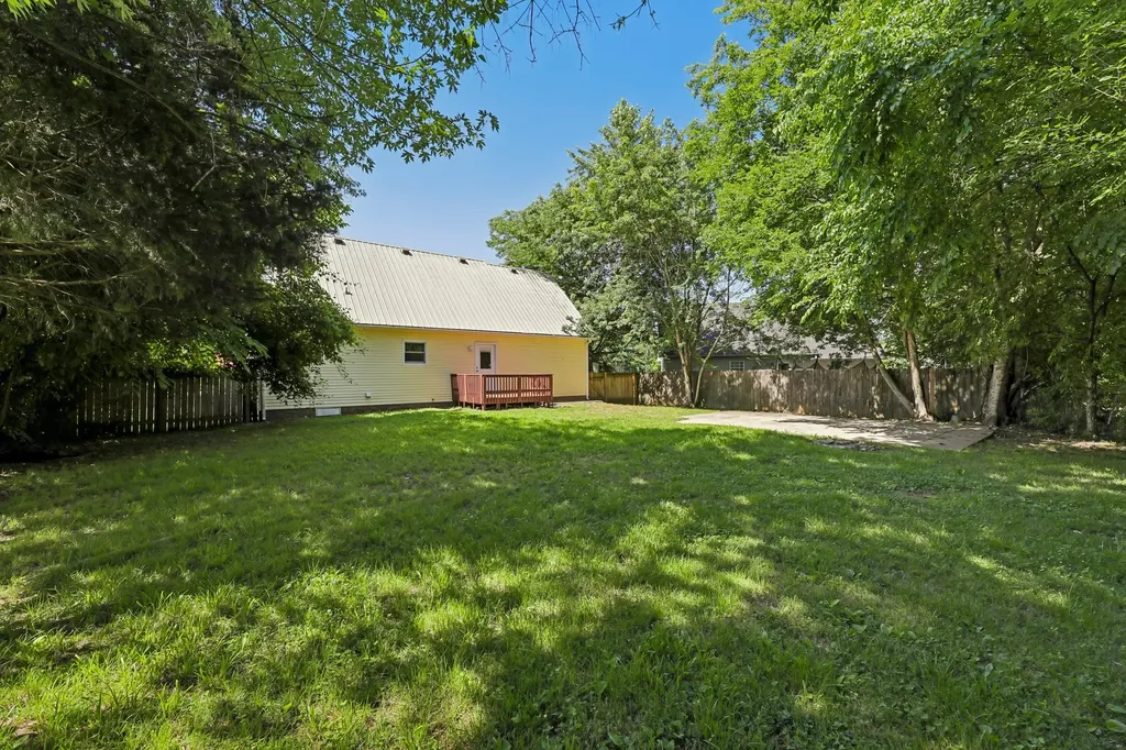 219 Jim Thorpe Drive Clarksville TN 37042