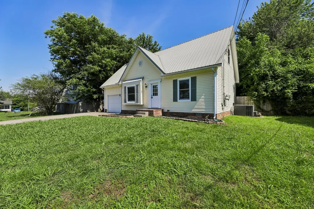219 Jim Thorpe Drive Clarksville TN 37042