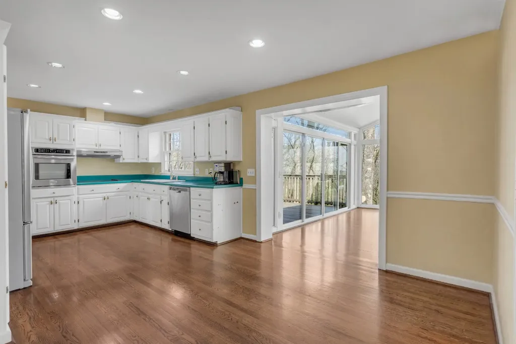 877 Hillhaven Court Nashville TN 37220