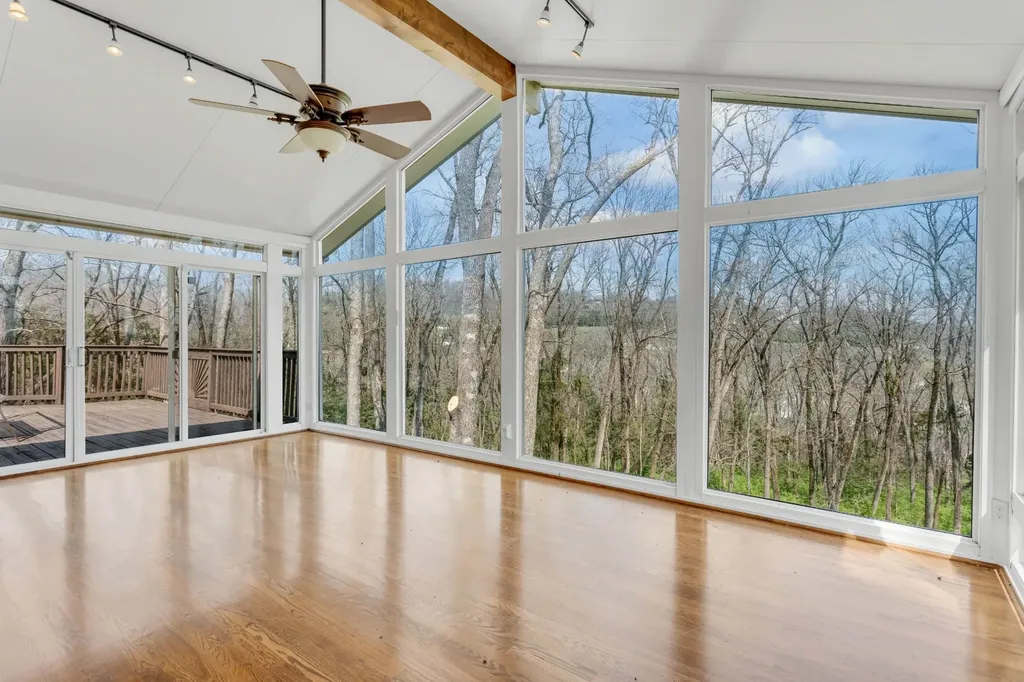 877 Hillhaven Court Nashville TN 37220