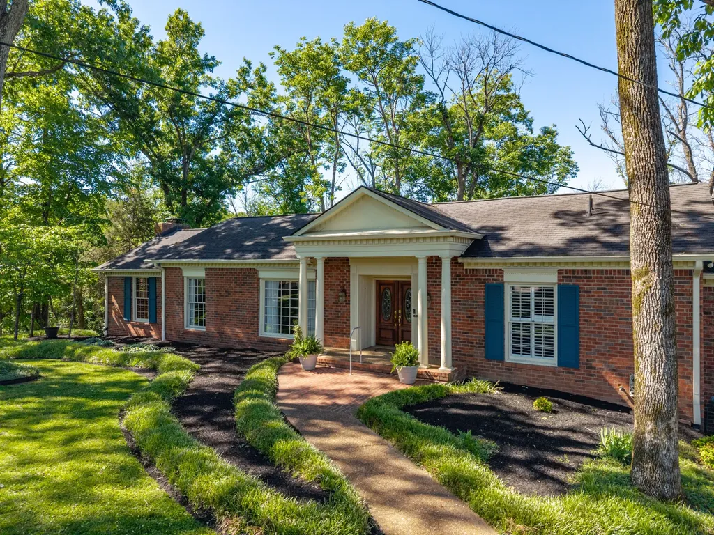 877 Hillhaven Court Nashville TN 37220