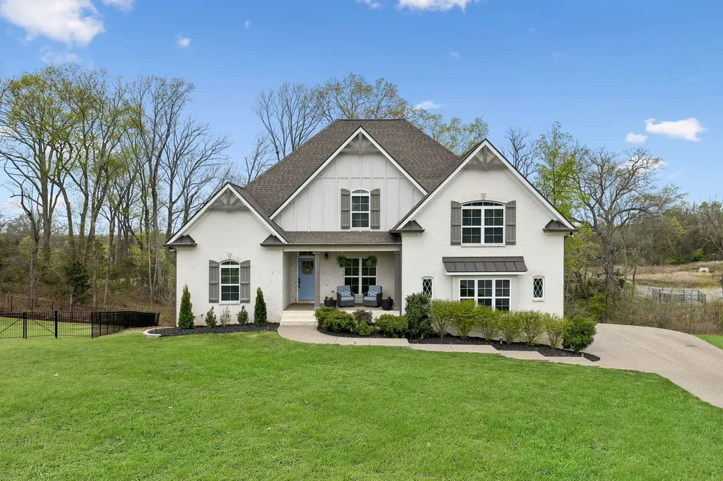 230 Amana Drive Lebanon TN 37087