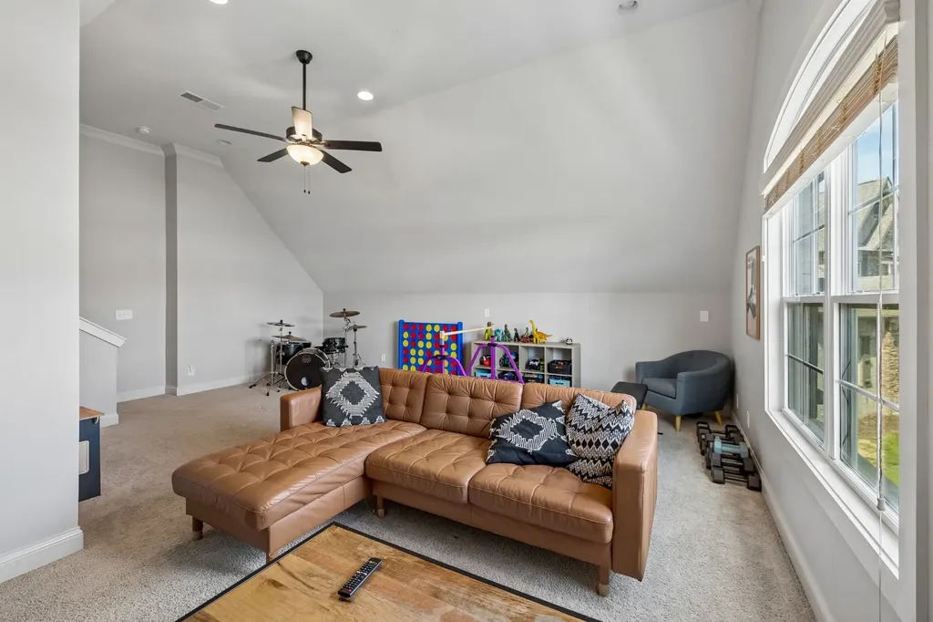 230 Amana Drive Lebanon TN 37087