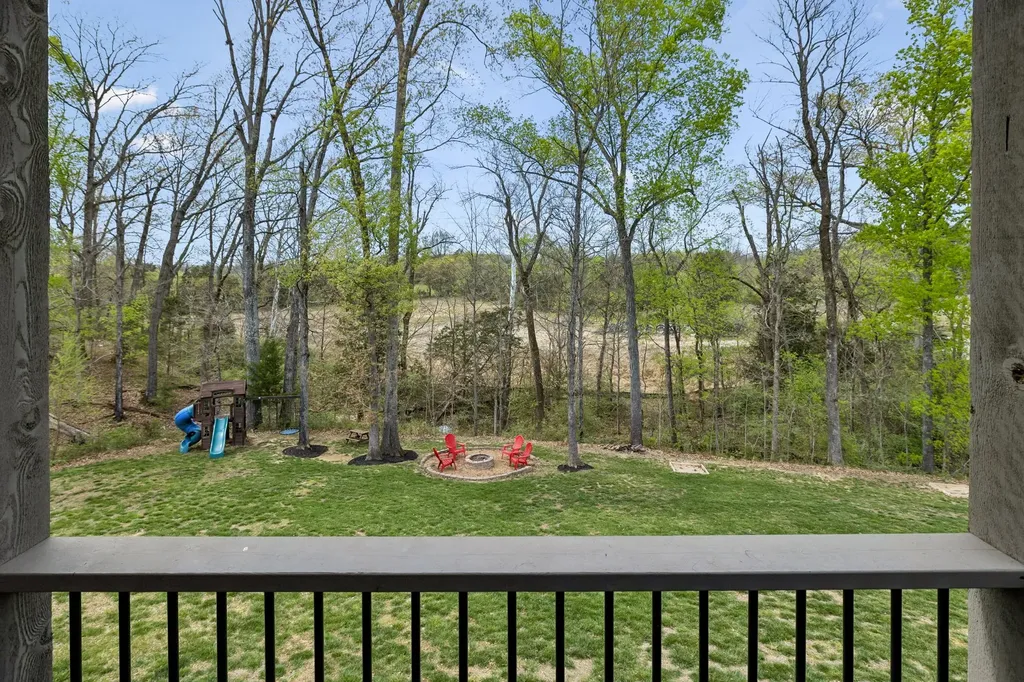 230 Amana Drive Lebanon TN 37087