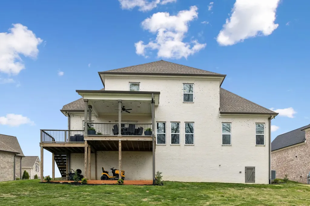 230 Amana Drive Lebanon TN 37087