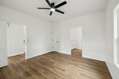 404 W 4th Avenue Hohenwald TN 38462