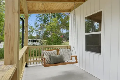 404 W 4th Avenue Hohenwald TN 38462