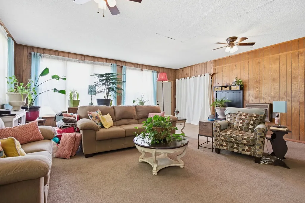 1057 S Ellington Parkway Lewisburg TN 37091