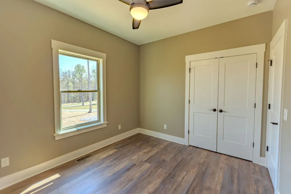 739 Long Mountain Road Mcminnville TN 37110