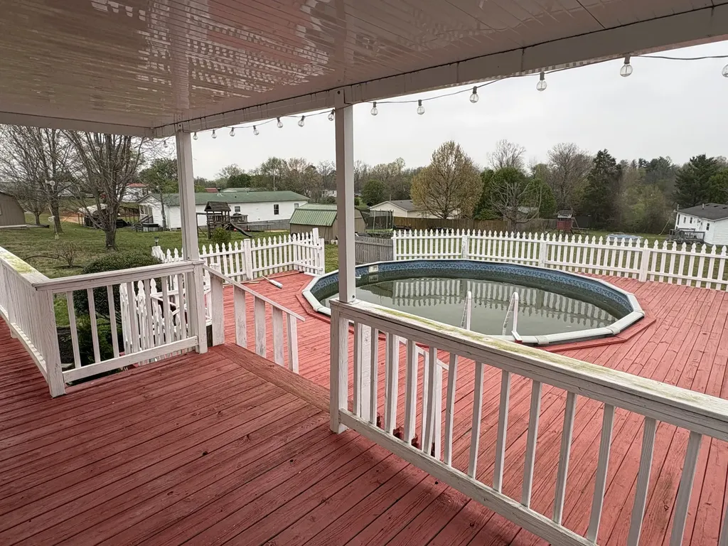 184 Mcgowan Road Morrison TN 37357