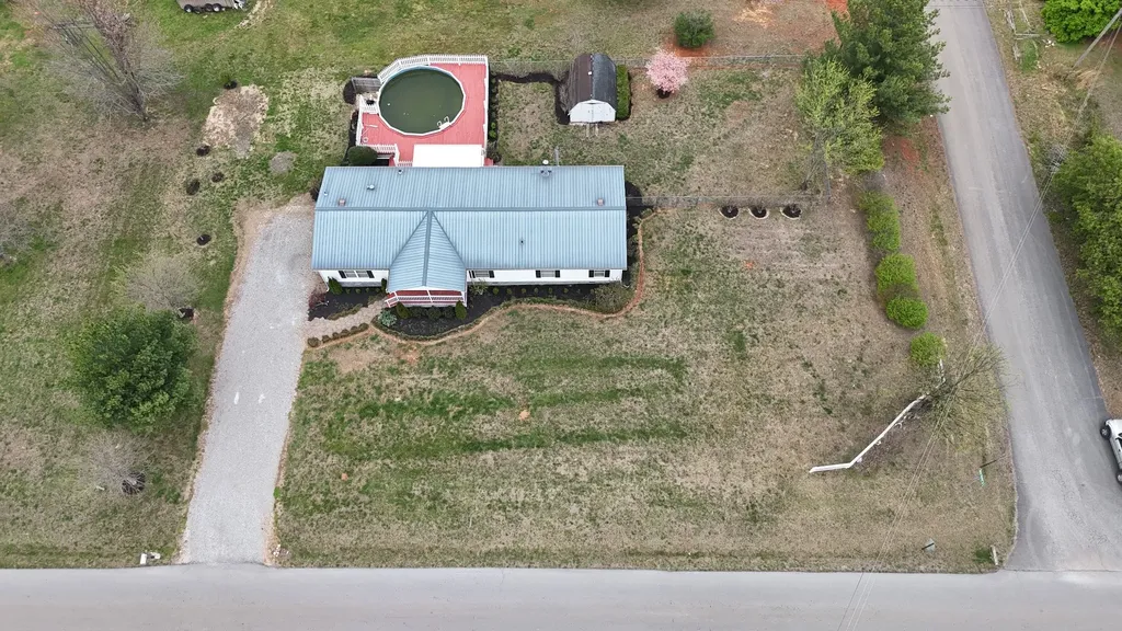 184 Mcgowan Road Morrison TN 37357