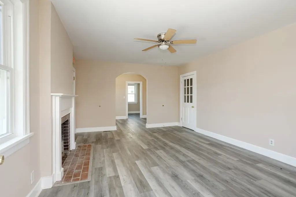 2817 Dickerson Pike Nashville TN 37207