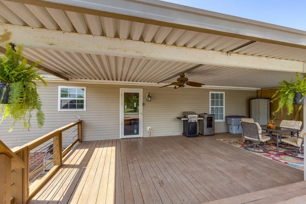 1496 Wade Brown Road Lewisburg TN 37091