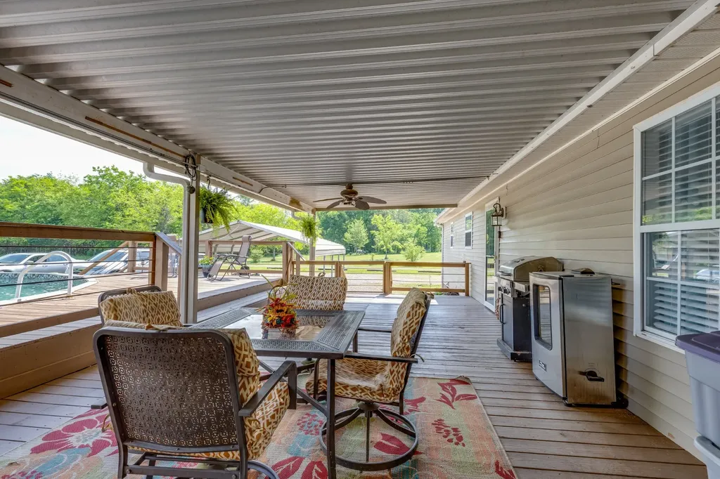 1496 Wade Brown Road Lewisburg TN 37091