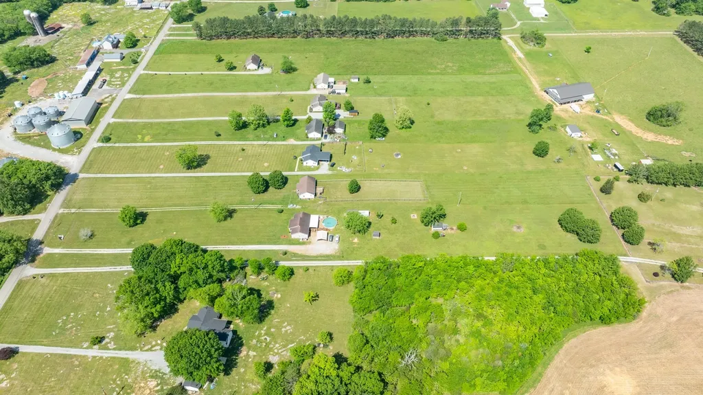 1496 Wade Brown Road Lewisburg TN 37091
