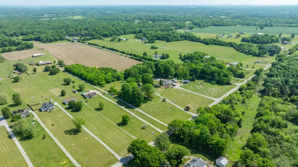 1496 Wade Brown Road Lewisburg TN 37091
