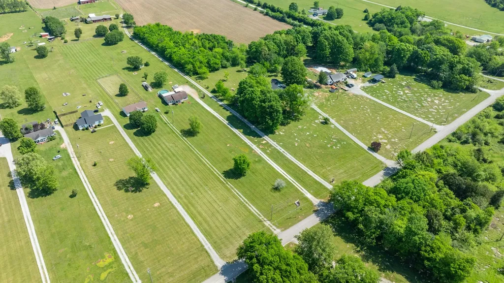 1496 Wade Brown Road Lewisburg TN 37091