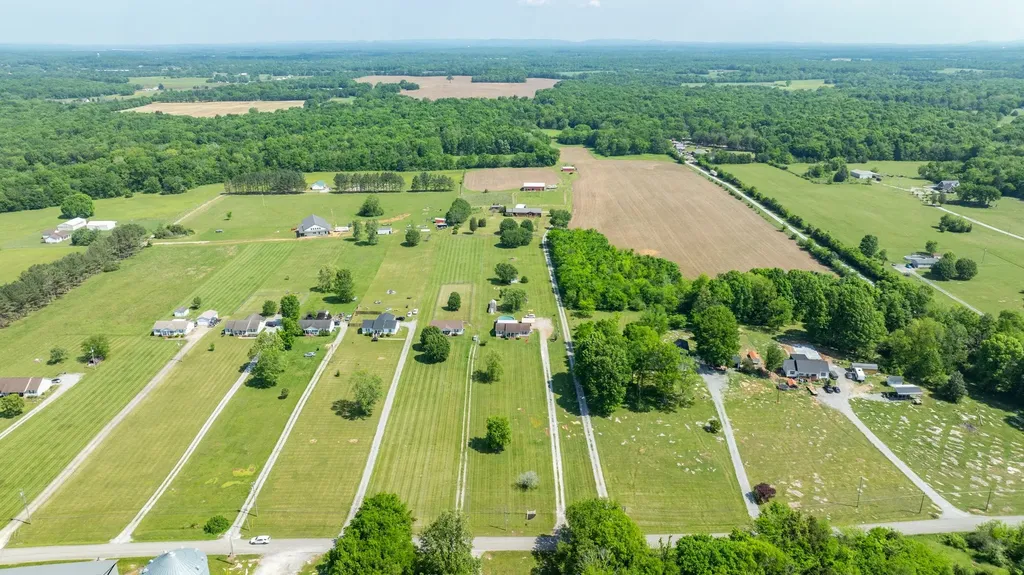 1496 Wade Brown Road Lewisburg TN 37091