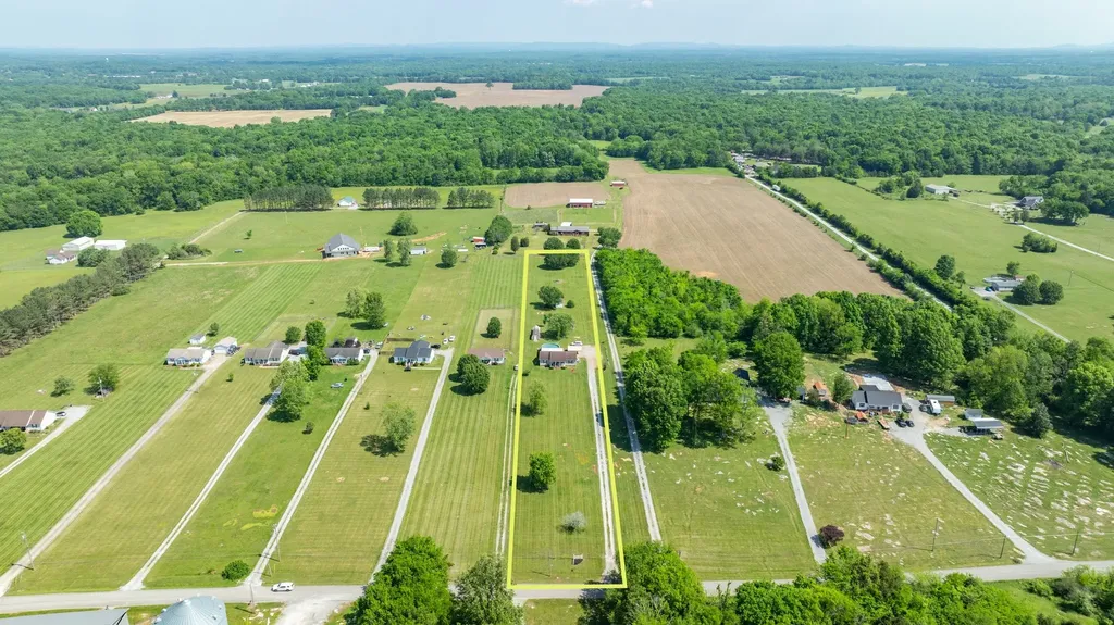 1496 Wade Brown Road Lewisburg TN 37091