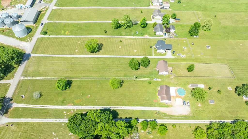 1496 Wade Brown Road Lewisburg TN 37091