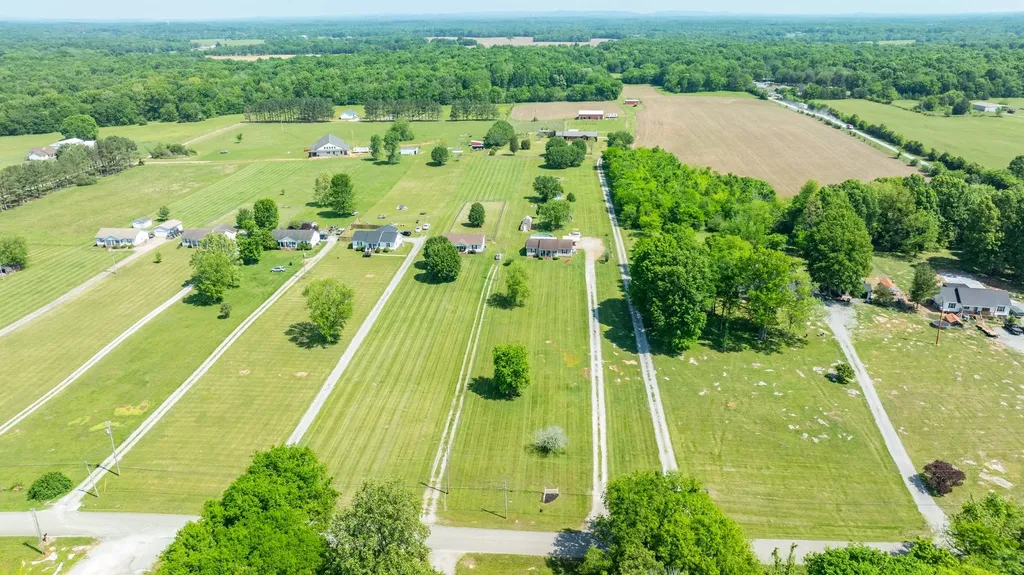 1496 Wade Brown Road Lewisburg TN 37091