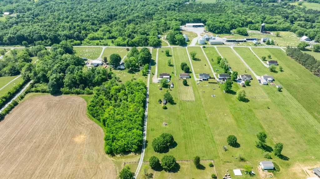 1496 Wade Brown Road Lewisburg TN 37091