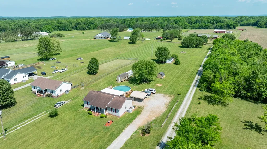 1496 Wade Brown Road Lewisburg TN 37091