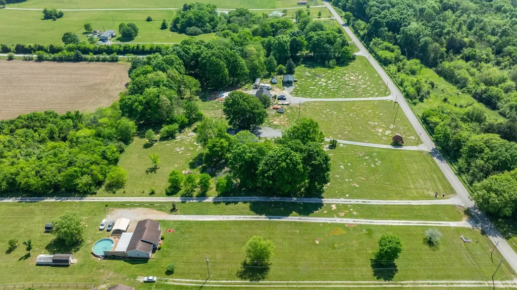 1496 Wade Brown Road Lewisburg TN 37091