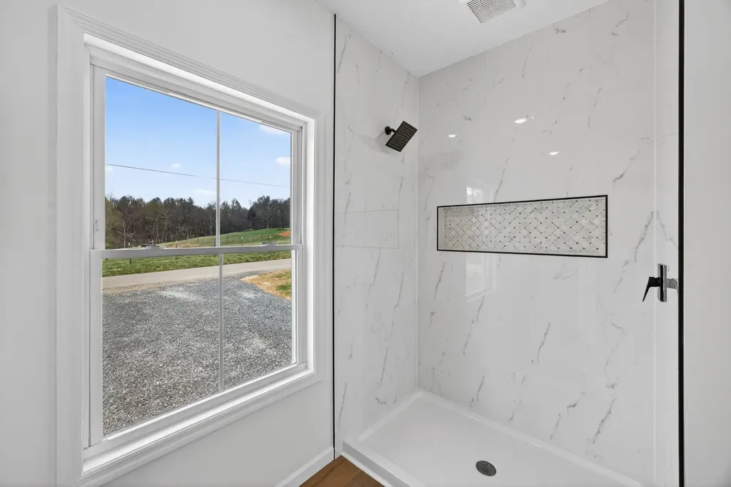 282 Dyer Ridge Road Baxter TN 38544