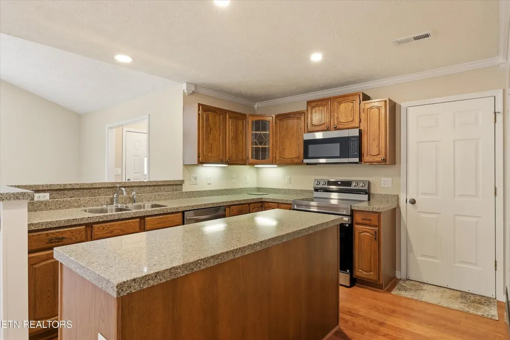 2008 Cochran Place Maryville TN 37803