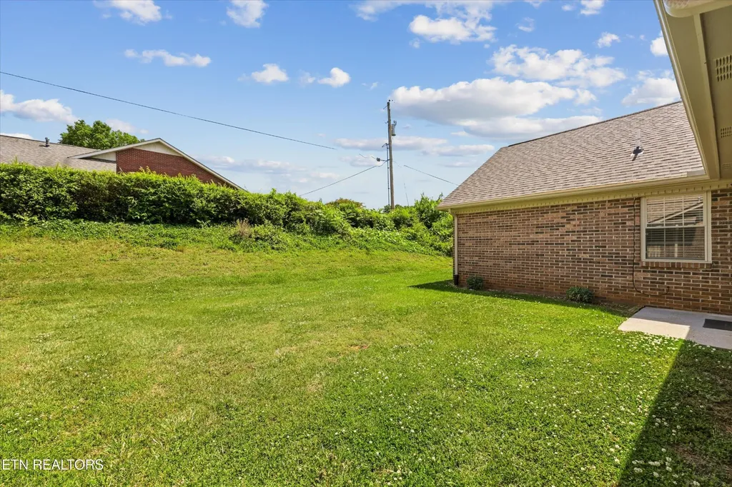 2008 Cochran Place Maryville TN 37803