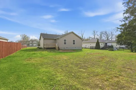 327 June Drive Lebanon TN 37087