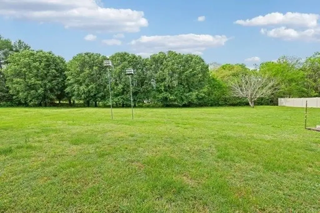 2216 Ewing Drive Lebanon TN 37087