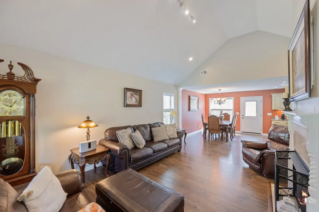 140 Eagle Crest Lane Parsons TN 38363