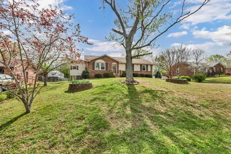 216 Maplewood Drive Clarksville TN 37042