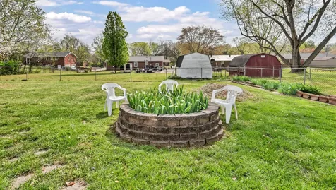 216 Maplewood Drive Clarksville TN 37042