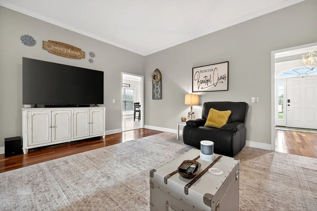 195 Stonegate Drive Smithville TN 37166