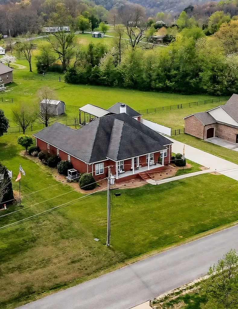 195 Stonegate Drive Smithville TN 37166