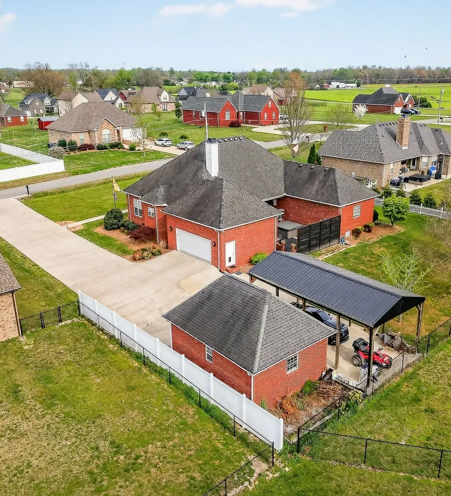 195 Stonegate Drive Smithville TN 37166