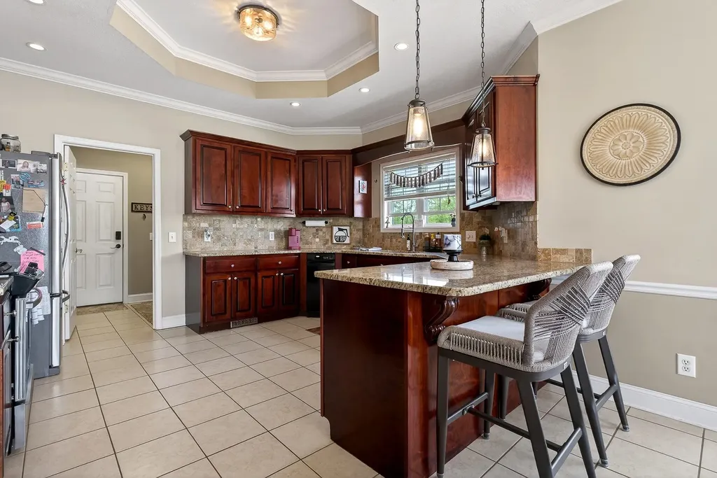195 Stonegate Drive Smithville TN 37166
