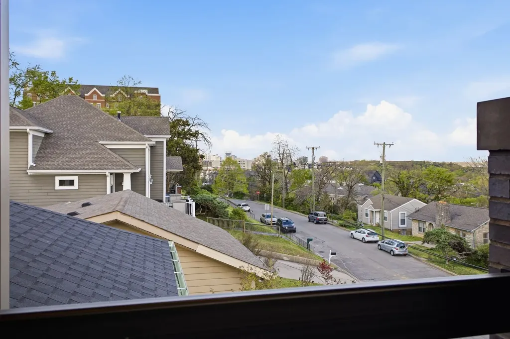 2113 Eastwood Avenue Nashville TN 37212